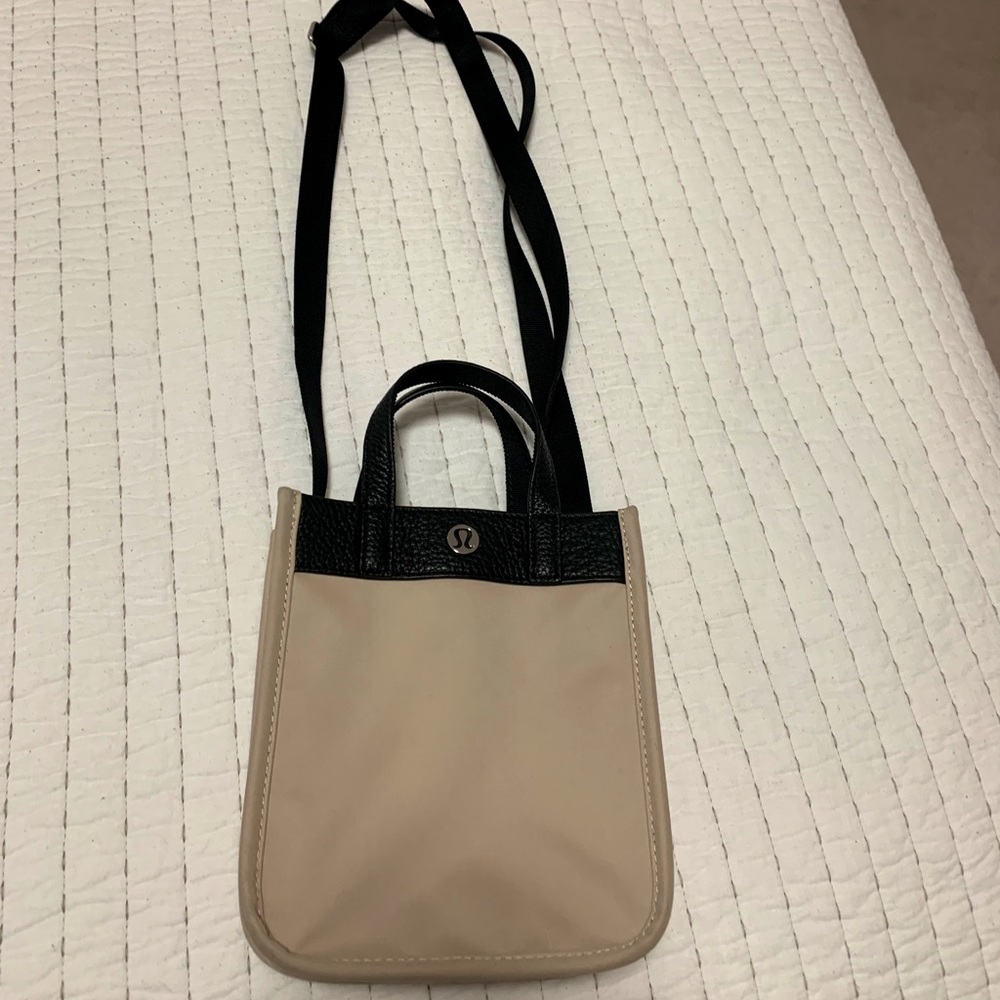 LULULEMON Now and Always Micro tote (Pre-owned) - Picture 2 of 2